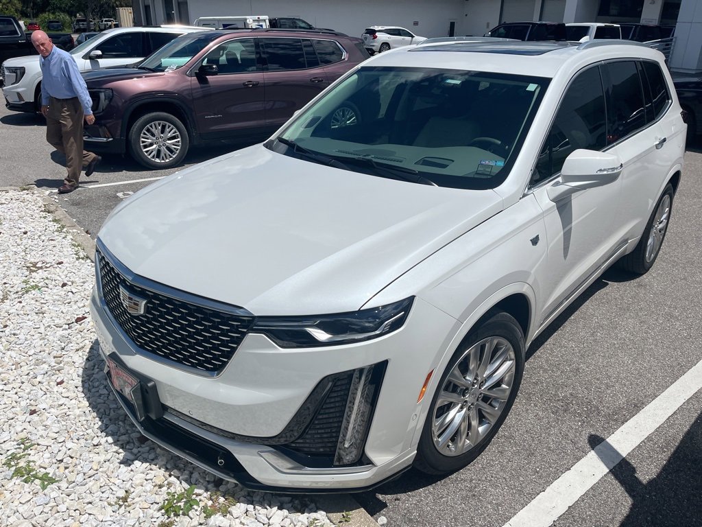 Used 2020 Cadillac XT6 Premium Luxury with VIN 1GYKPCRS7LZ229134 for sale in Sanford, FL