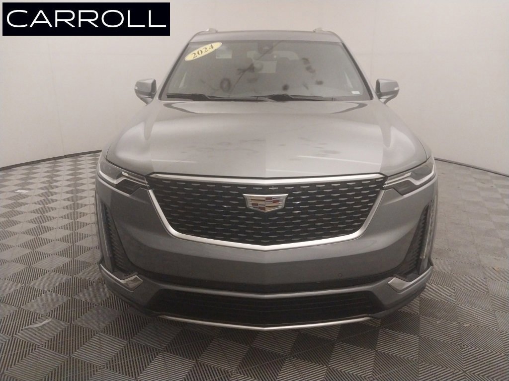 2024 Cadillac XT6 Premium Luxury photo 3
