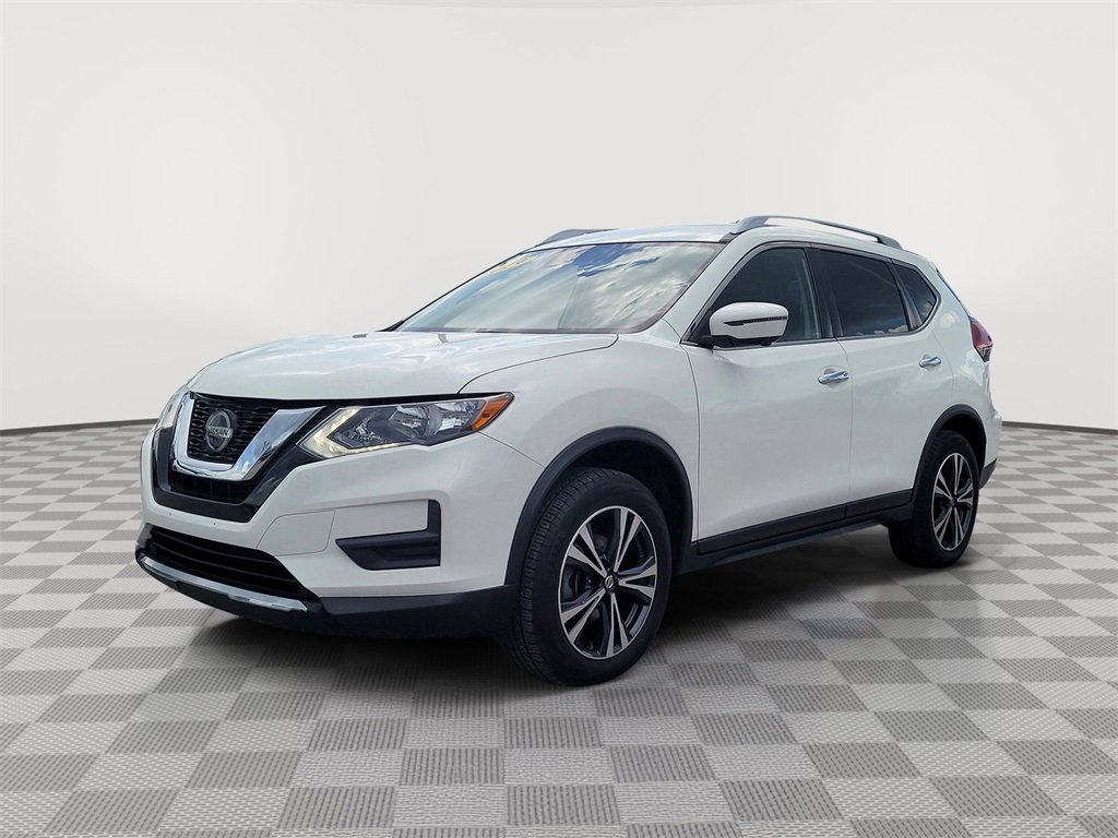 2019 Nissan Rogue SV photo 2