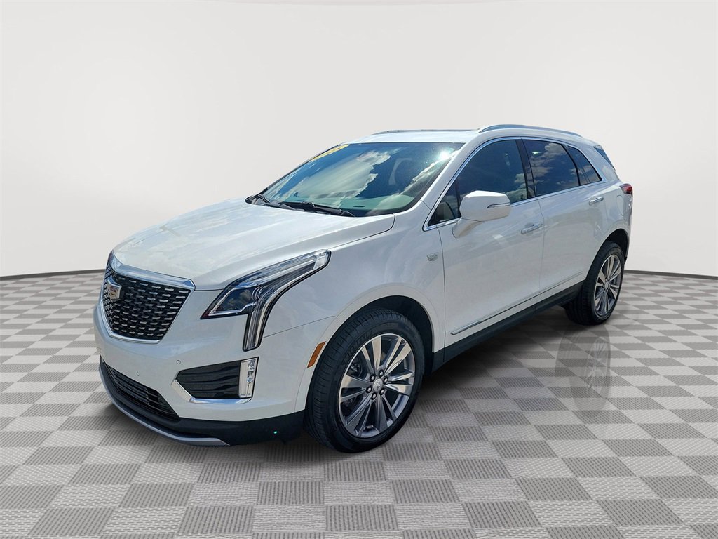 2025 Cadillac XT5 Premium Luxury photo 2