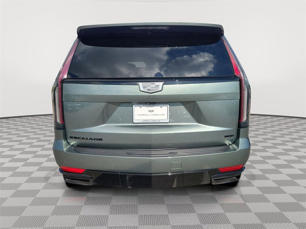 2024 Cadillac Escalade Sport photo 3