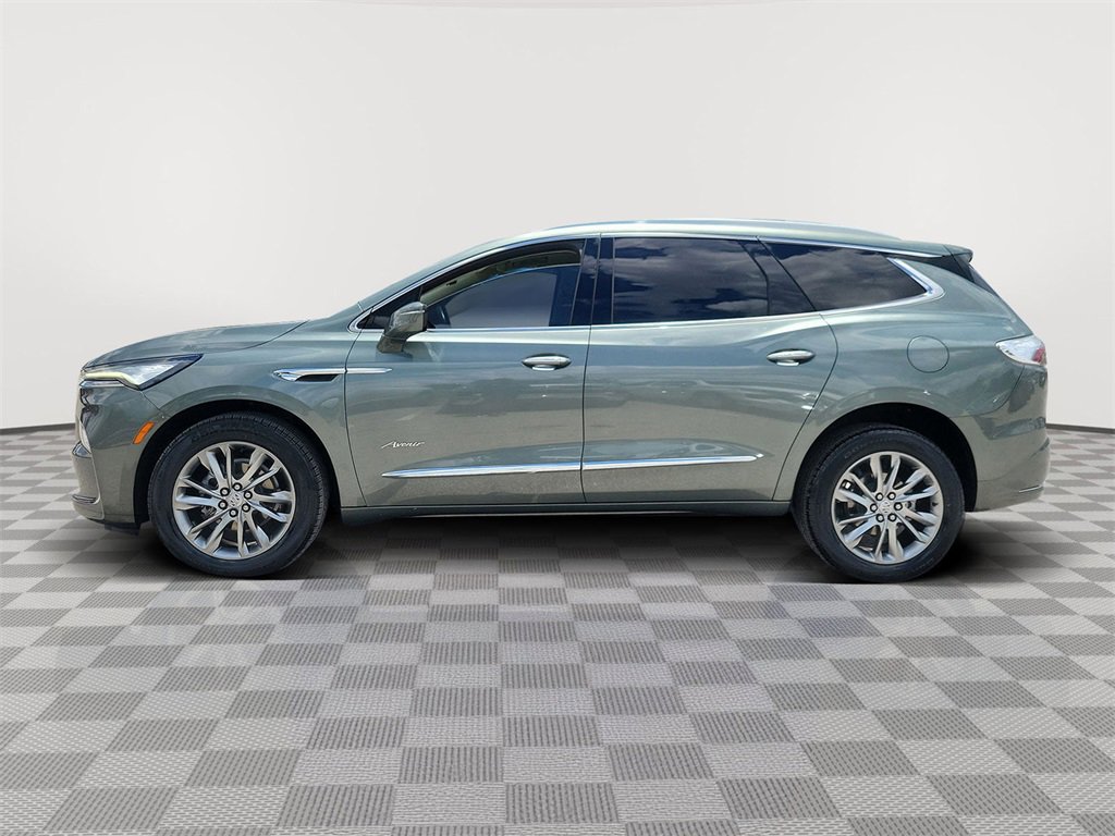2023 Buick Enclave Avenir photo 3