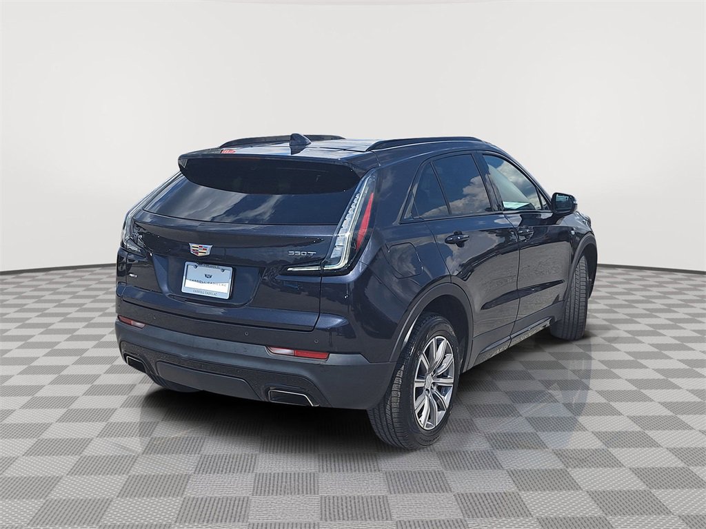 2023 Cadillac XT4 Sport photo 3
