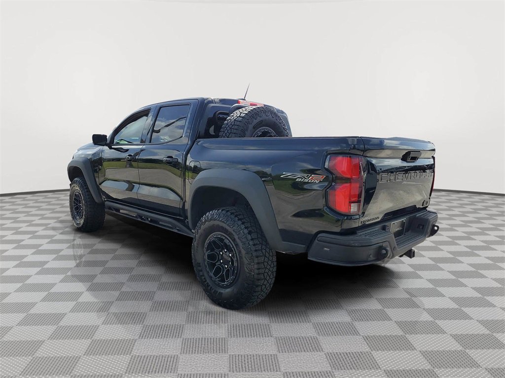 2024 Chevrolet Colorado ZR2 photo 2