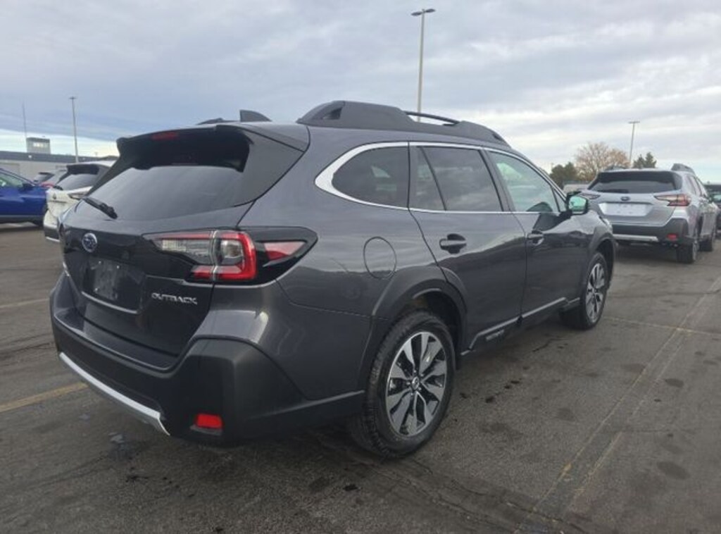 Used 2024 Subaru Outback Limited SUV