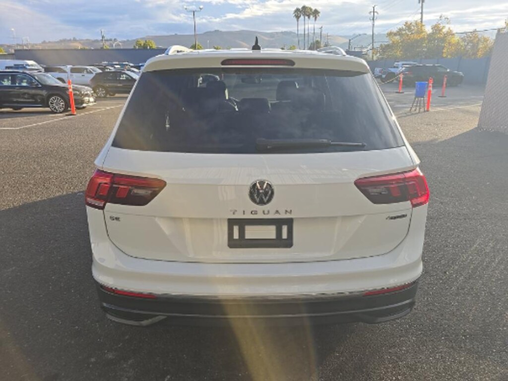Used 2024 Volkswagen Tiguan 2.0T SE SUV