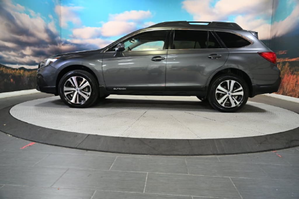 Used 2018 Subaru Outback 2.5i SUV