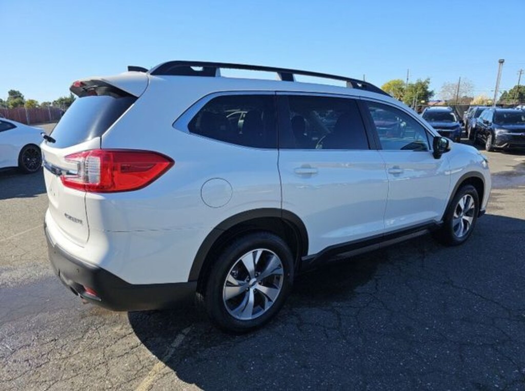 Used 2024 Subaru Ascent Premium SUV