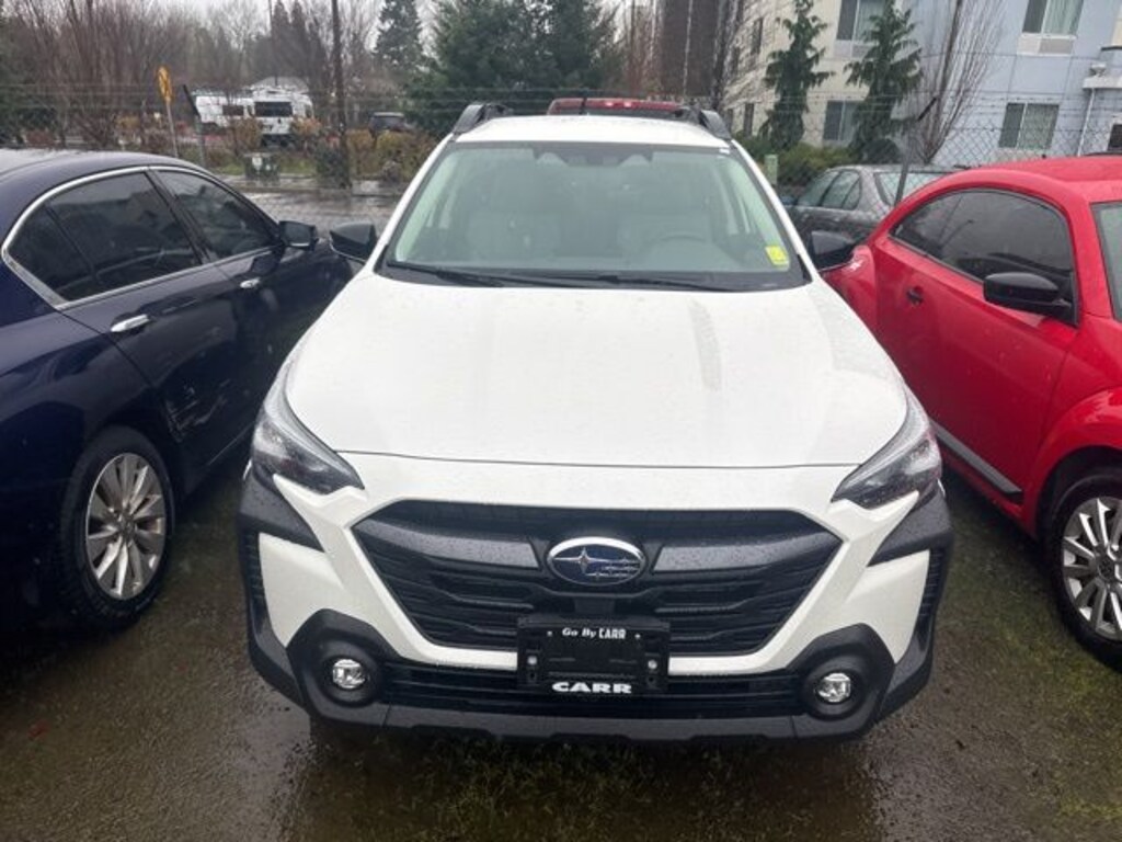 Used 2025 Subaru Outback Premium SUV