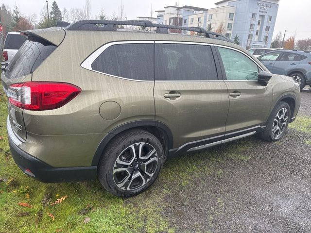 2025 Subaru Ascent Limited photo 3