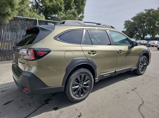 2024 Subaru Outback Onyx Edition photo 2