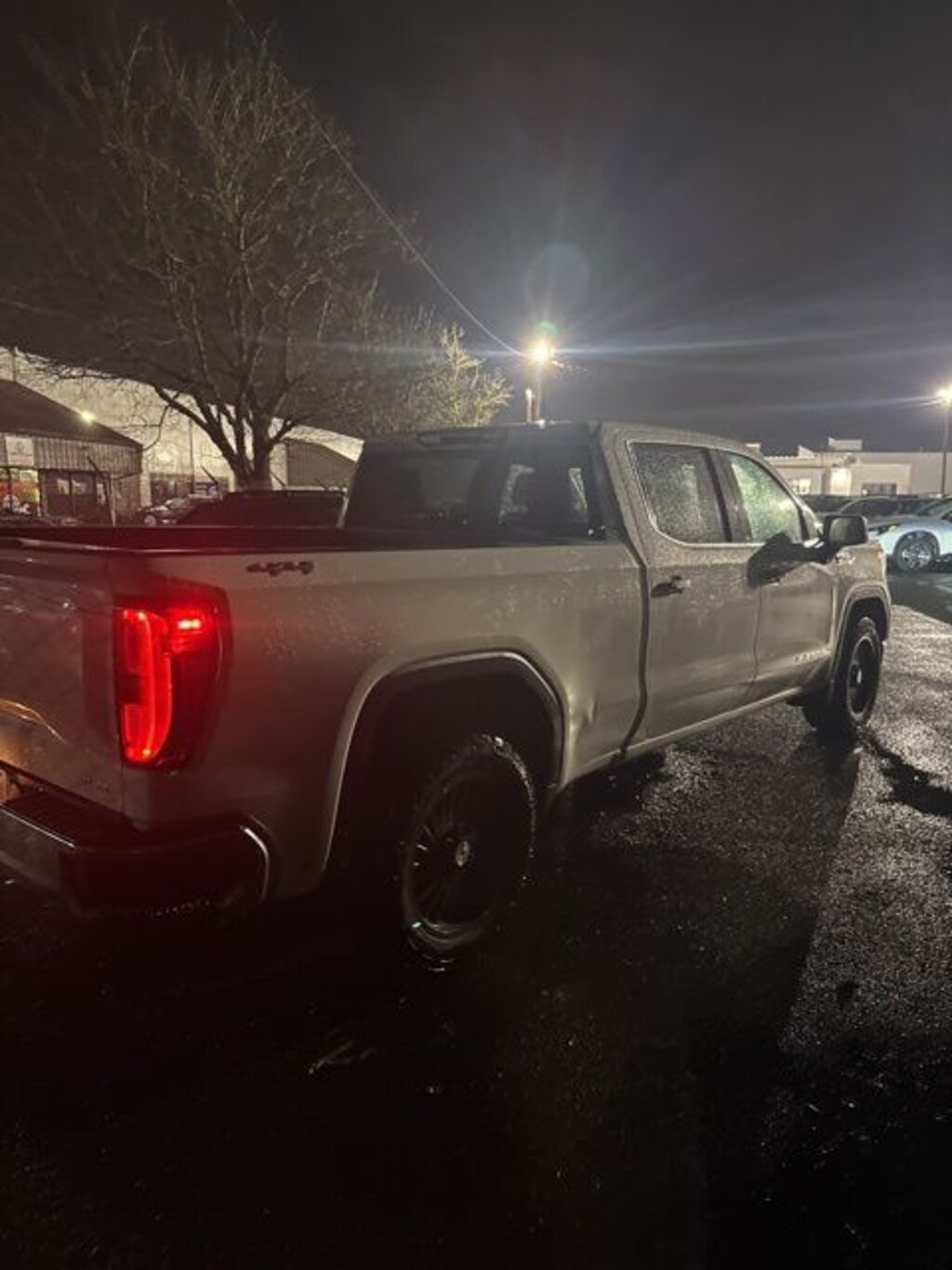 Used 2022 GMC Sierra 1500 SLE Truck