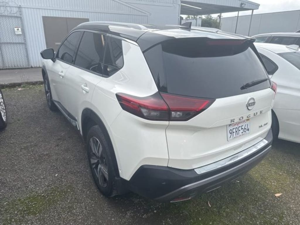 Used 2023 Nissan Rogue SL SUV