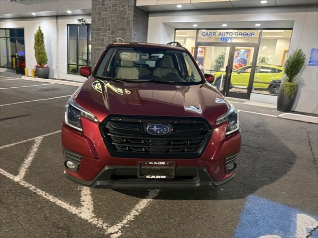Used 2023 Subaru Forester Premium SUV