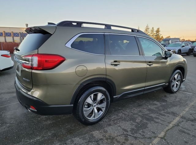 2024 Subaru Ascent Premium photo 3