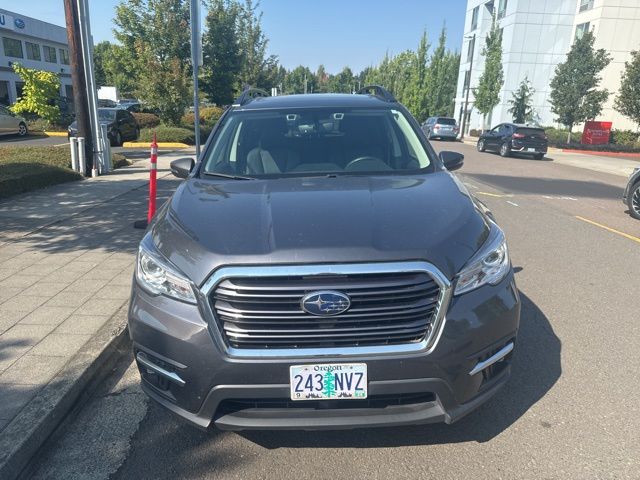 2022 Subaru Ascent Limited photo 3
