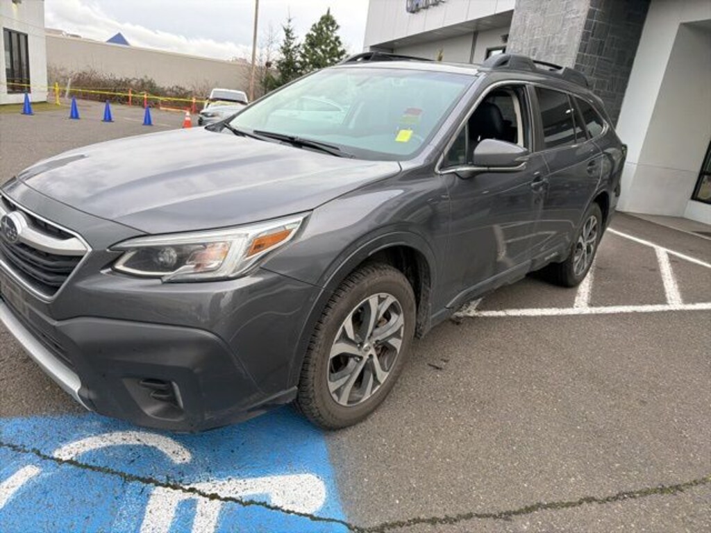 Used 2022 Subaru Outback Limited SUV
