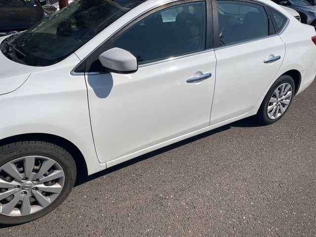 2018 Nissan Sentra S photo 4