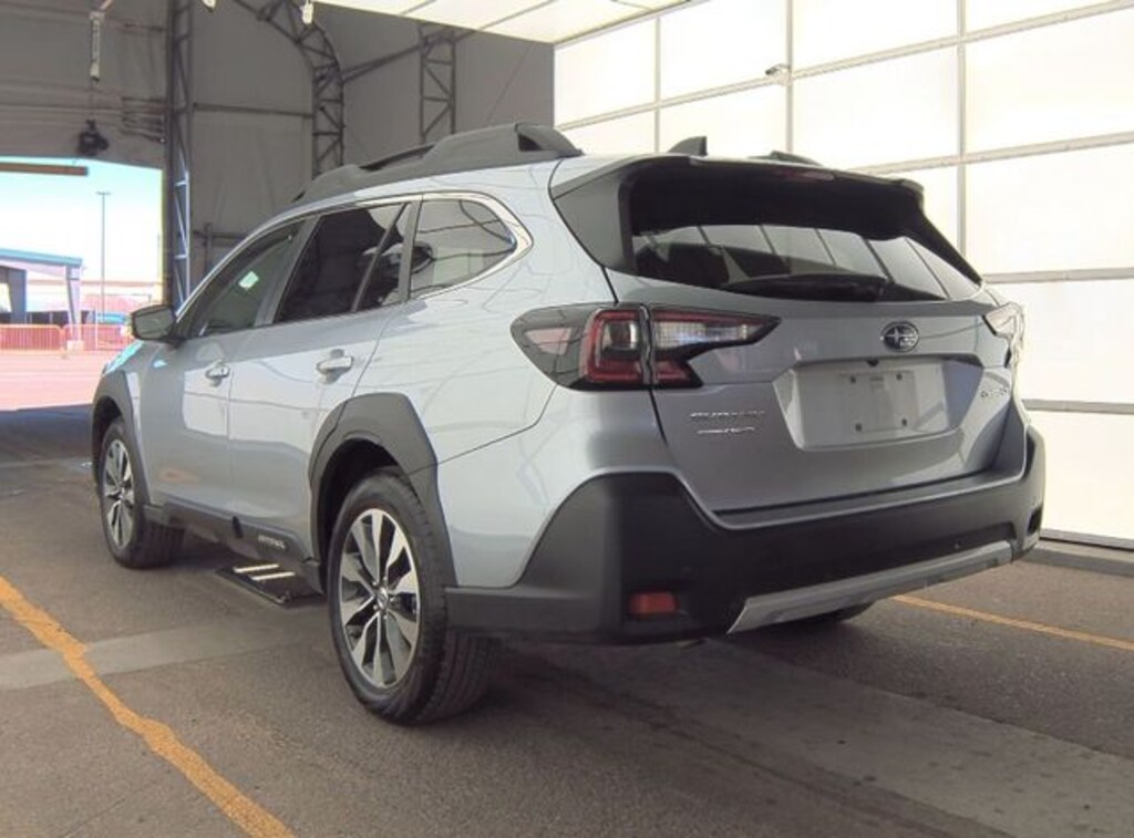 Used 2024 Subaru Outback Limited SUV