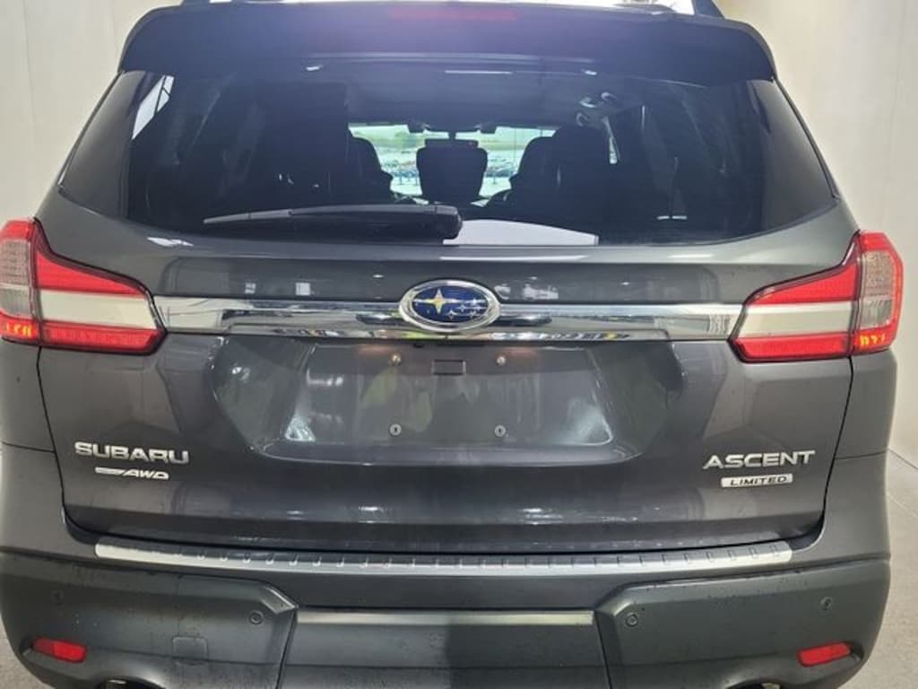 Used 2022 Subaru Ascent Limited SUV