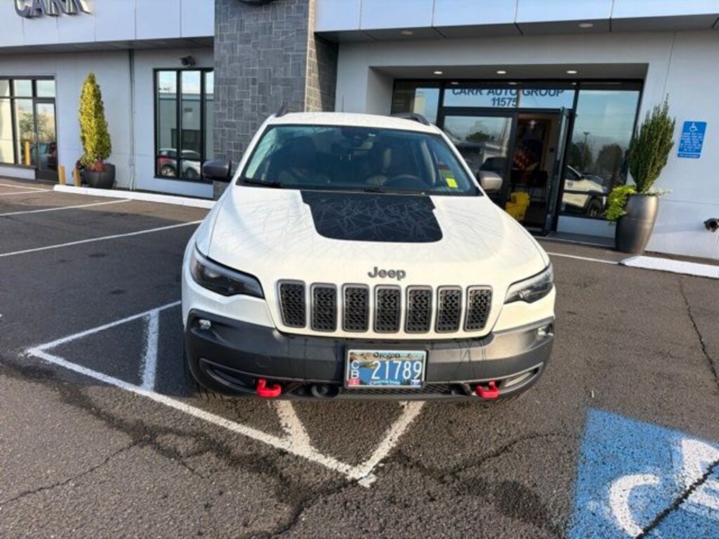 Used 2019 Jeep Cherokee Trailhawk SUV