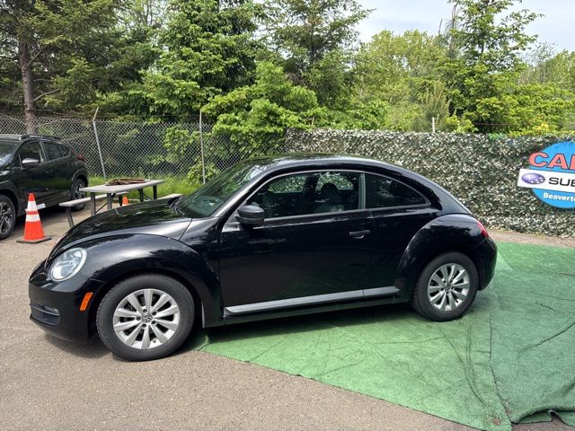 2013 Volkswagen Beetle 2.5L photo 3