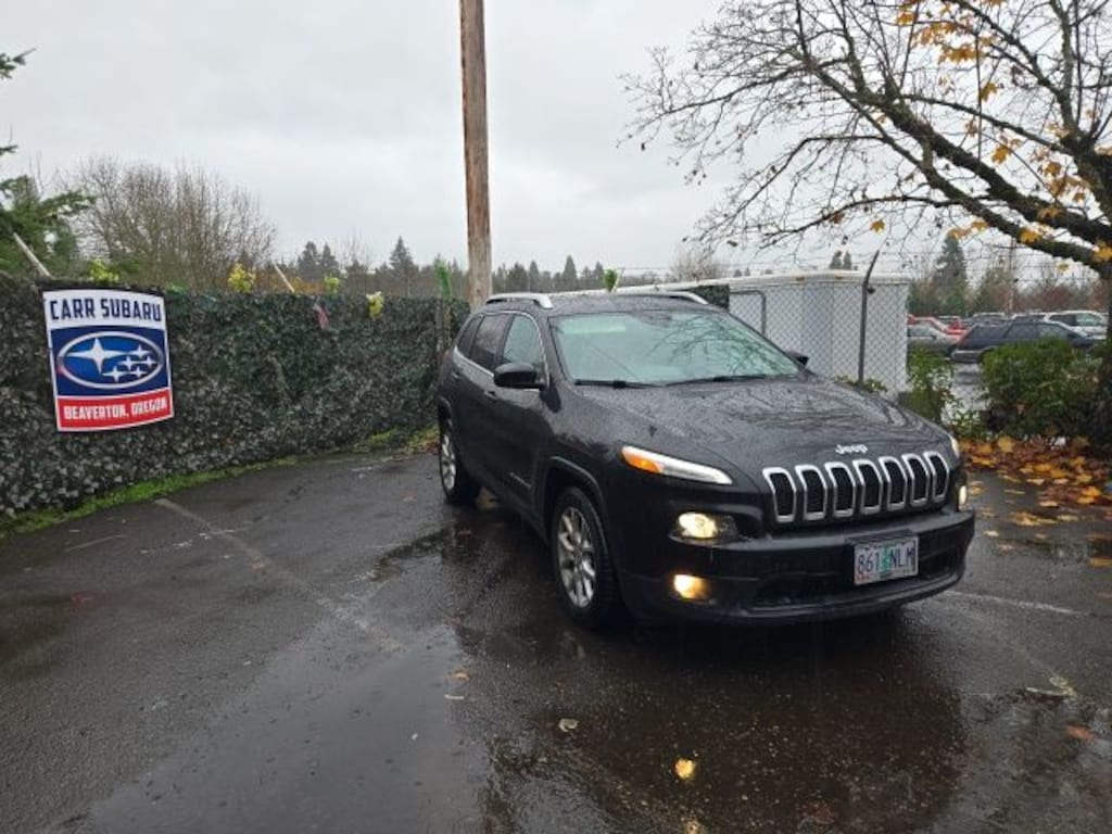 Used 2015 Jeep Cherokee Latitude SUV
