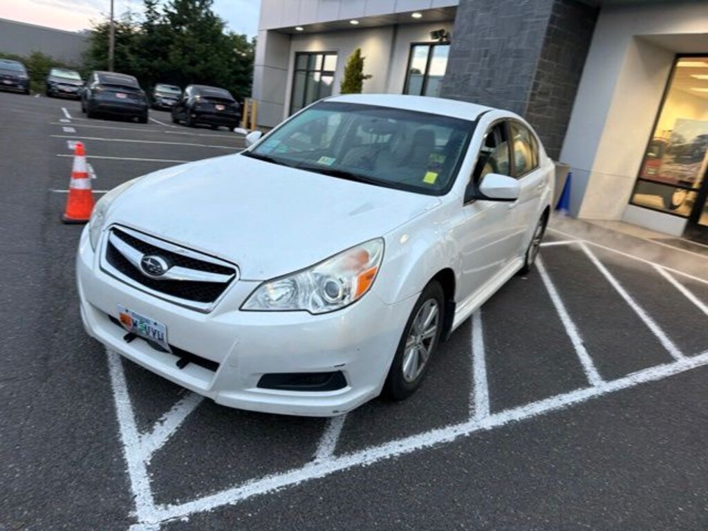 Used 2011 Subaru Legacy 2.5i Sedan