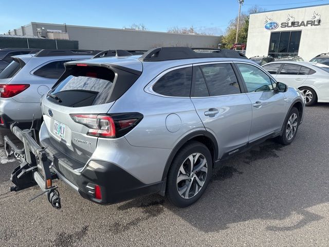 2020 Subaru Outback Limited photo 3