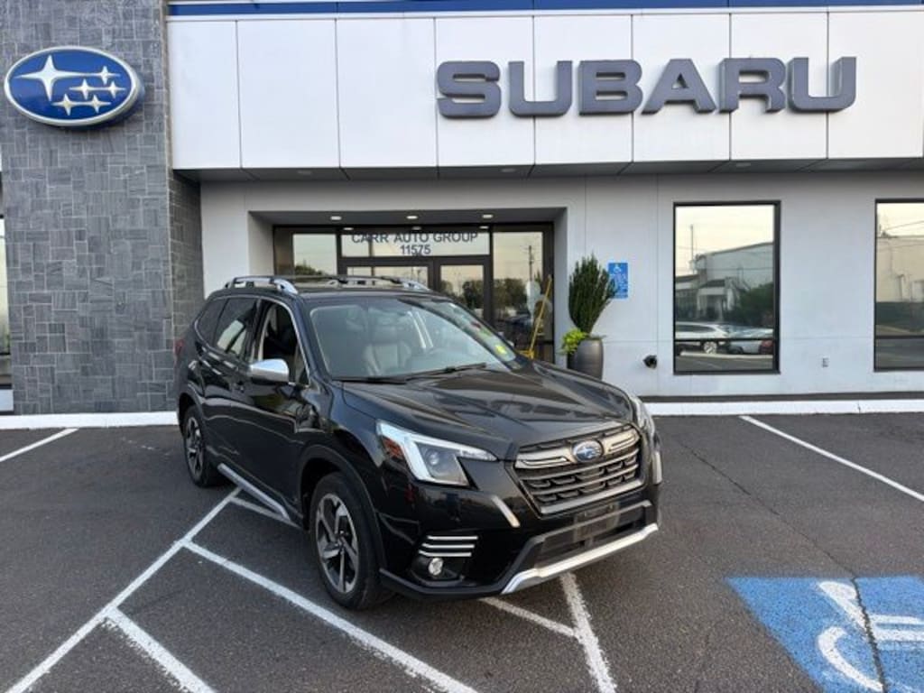Used 2023 Subaru Forester Touring SUV