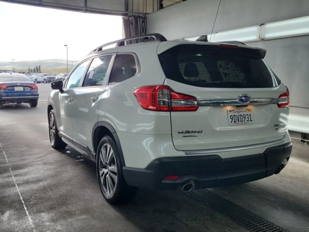 Used 2022 Subaru Ascent Limited SUV