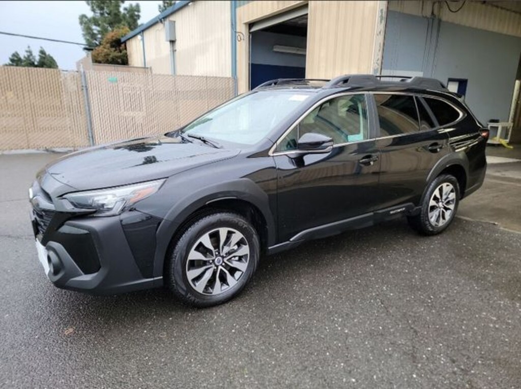 Used 2024 Subaru Outback Limited SUV