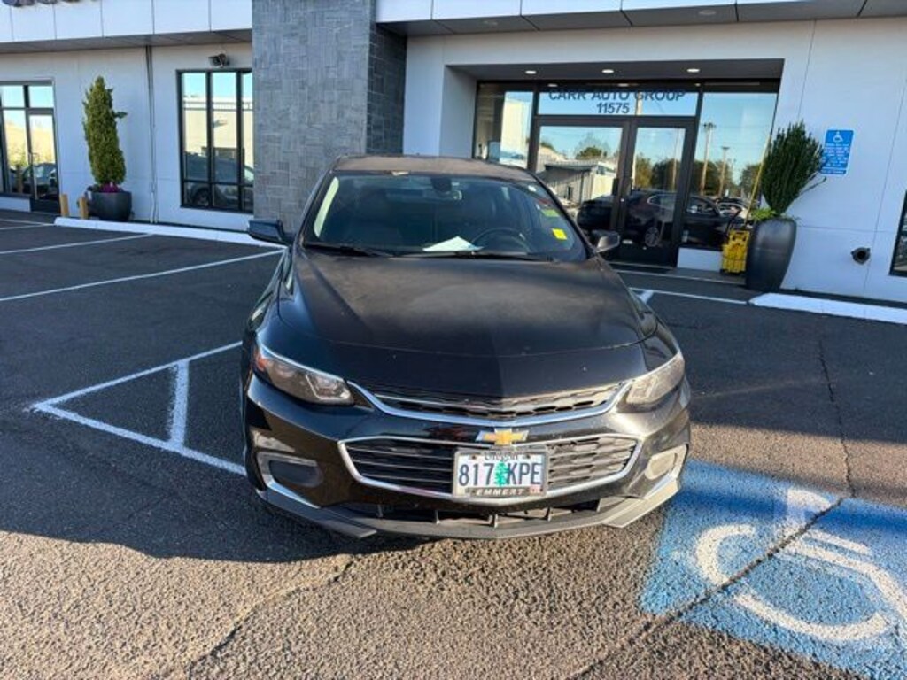 Used 2017 Chevrolet Malibu LT Sedan