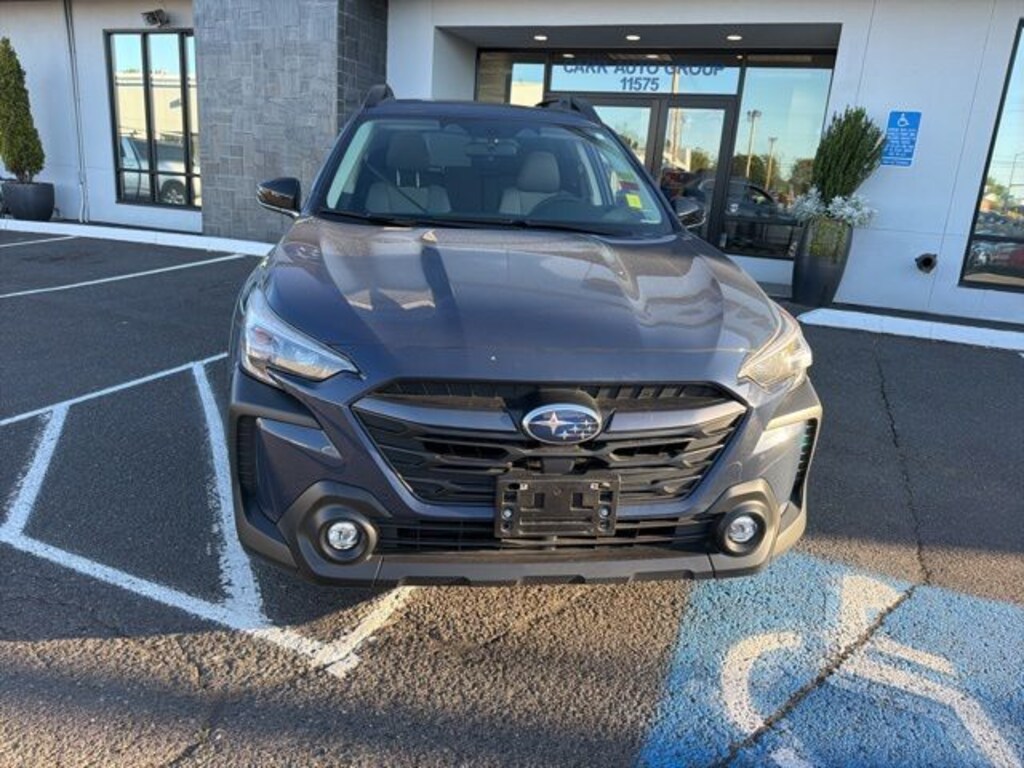 Used 2025 Subaru Outback Premium SUV