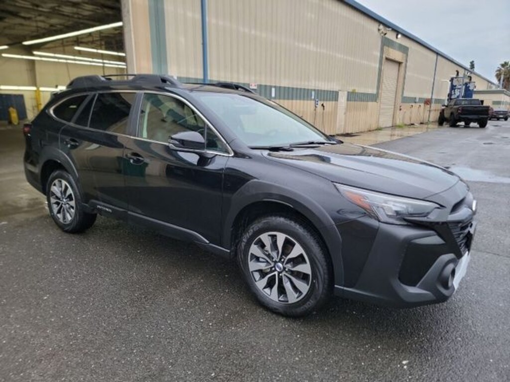 Used 2024 Subaru Outback Limited SUV