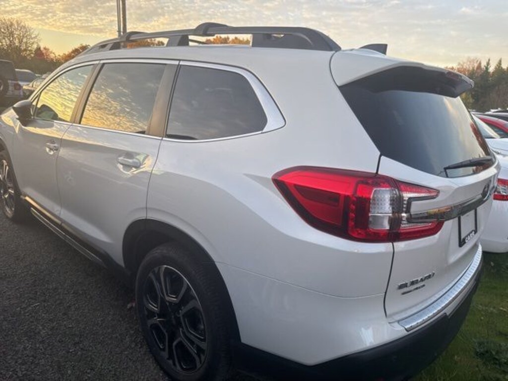 Used 2025 Subaru Ascent Limited SUV