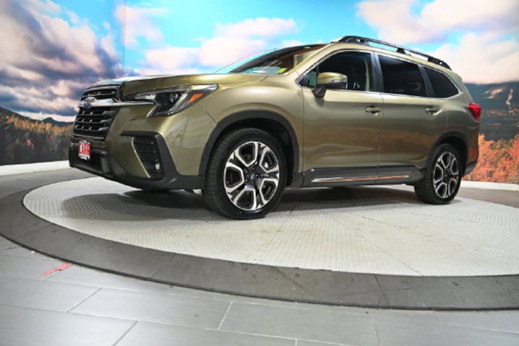 Used 2023 Subaru Ascent Limited SUV