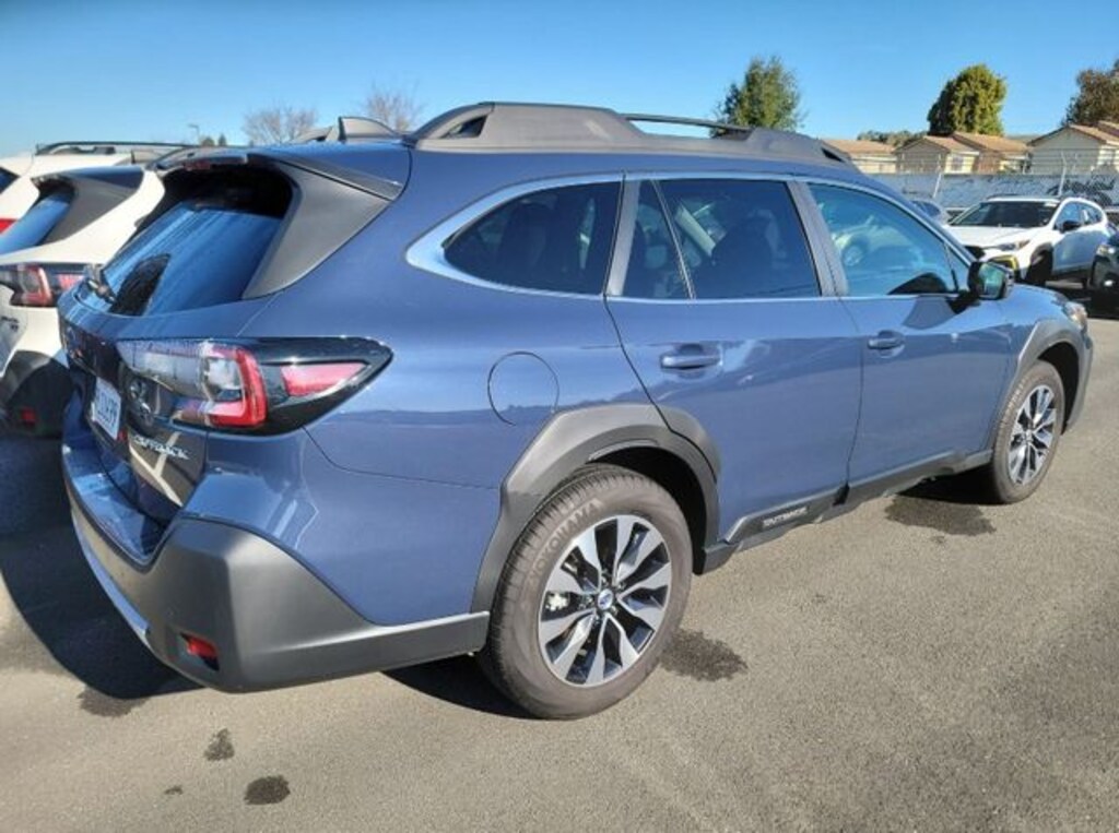 Used 2024 Subaru Outback Limited SUV