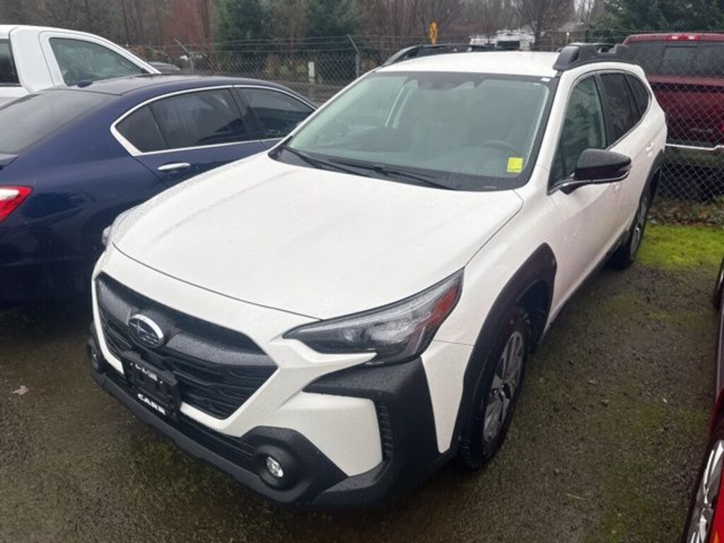 Used 2025 Subaru Outback Premium SUV