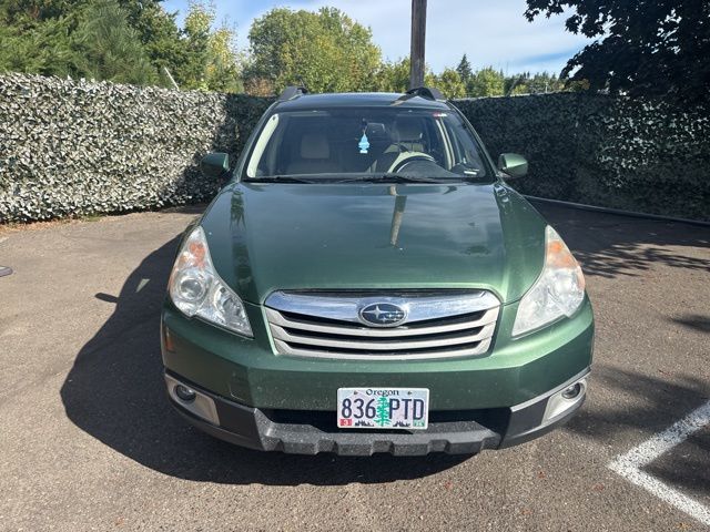 2012 Subaru Outback 2.5i Premium photo 2