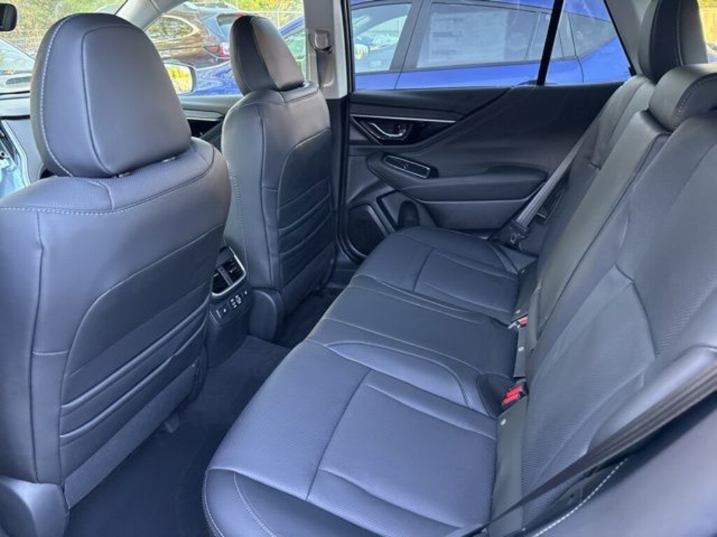 New 2025 Subaru Outback Limited SUV