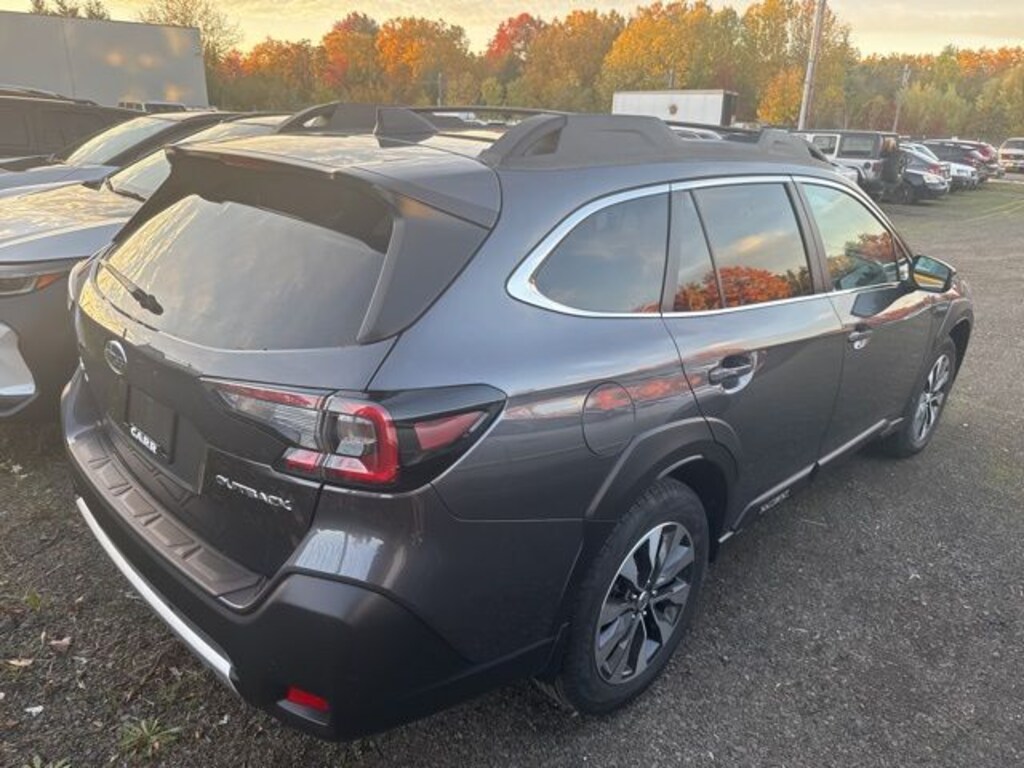 Used 2025 Subaru Outback Limited SUV