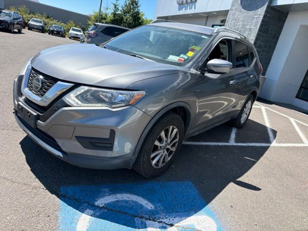 Used 2018 Nissan Rogue SV SUV