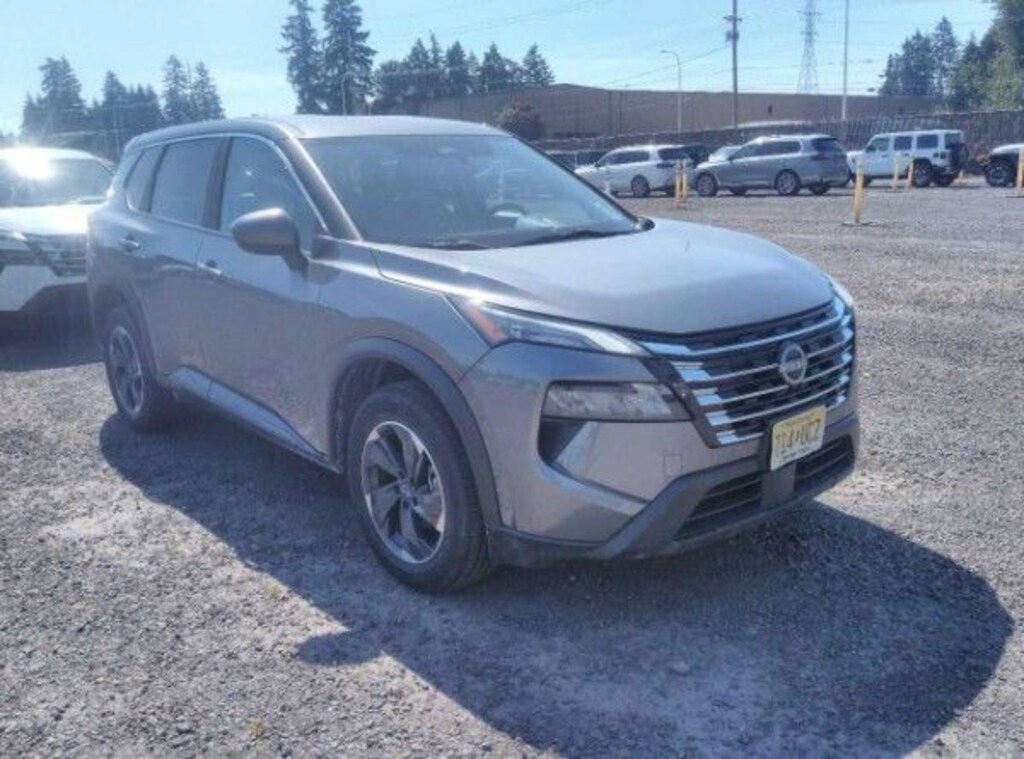 Used 2024 Nissan Rogue SV SUV