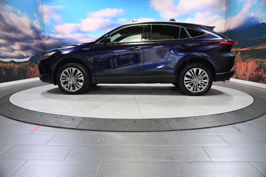 Used 2021 Toyota Venza XLE SUV