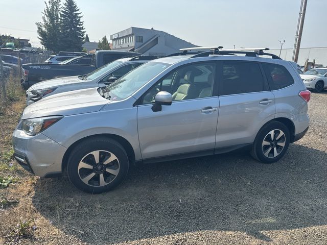 2017 Subaru Forester Limited photo 2