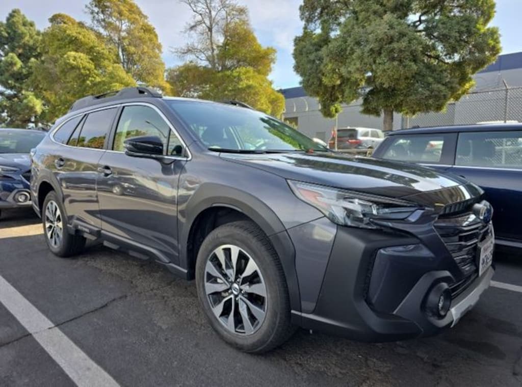 Used 2024 Subaru Outback Limited SUV