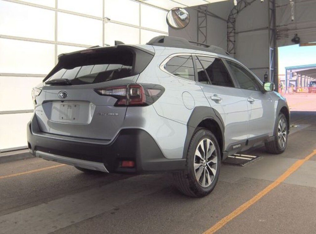 Used 2024 Subaru Outback Limited SUV