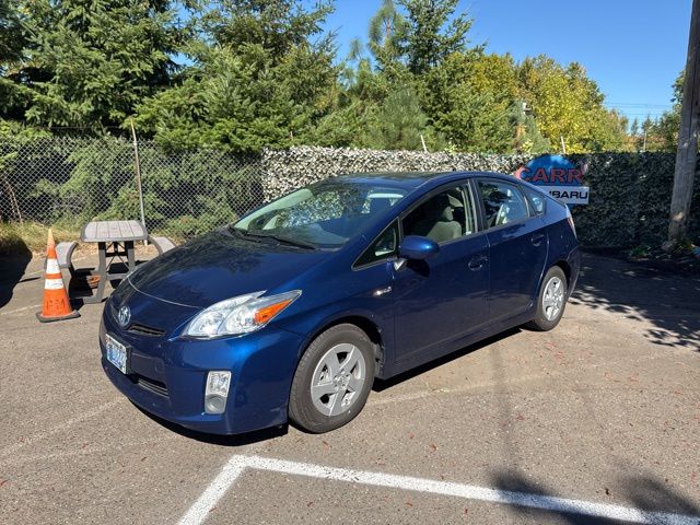 2011 Toyota Prius Two photo 3