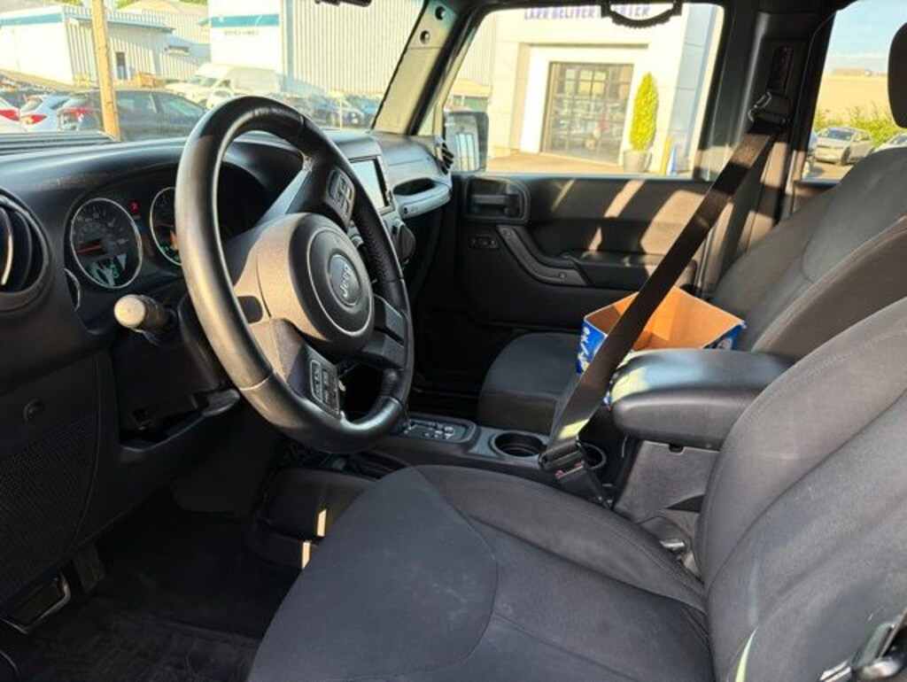 Used 2015 Jeep Wrangler Unlimited Sport SUV